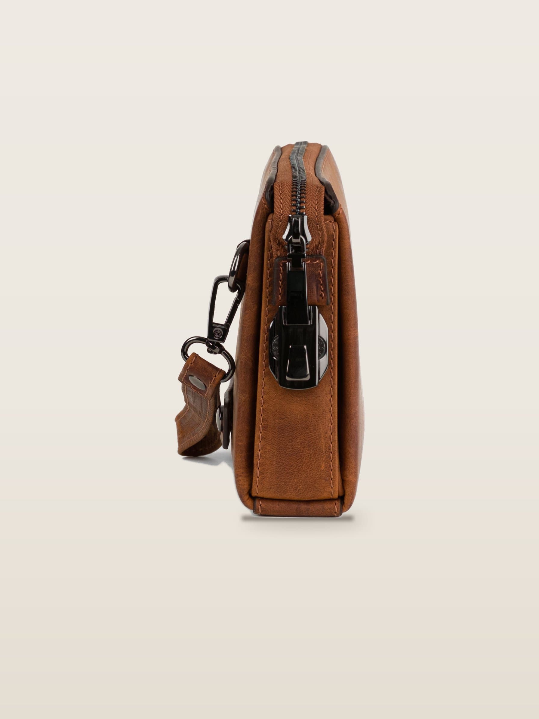 Kilitli Fermuarlı Deri El Portföyü – Eskitme Taba – yandan
